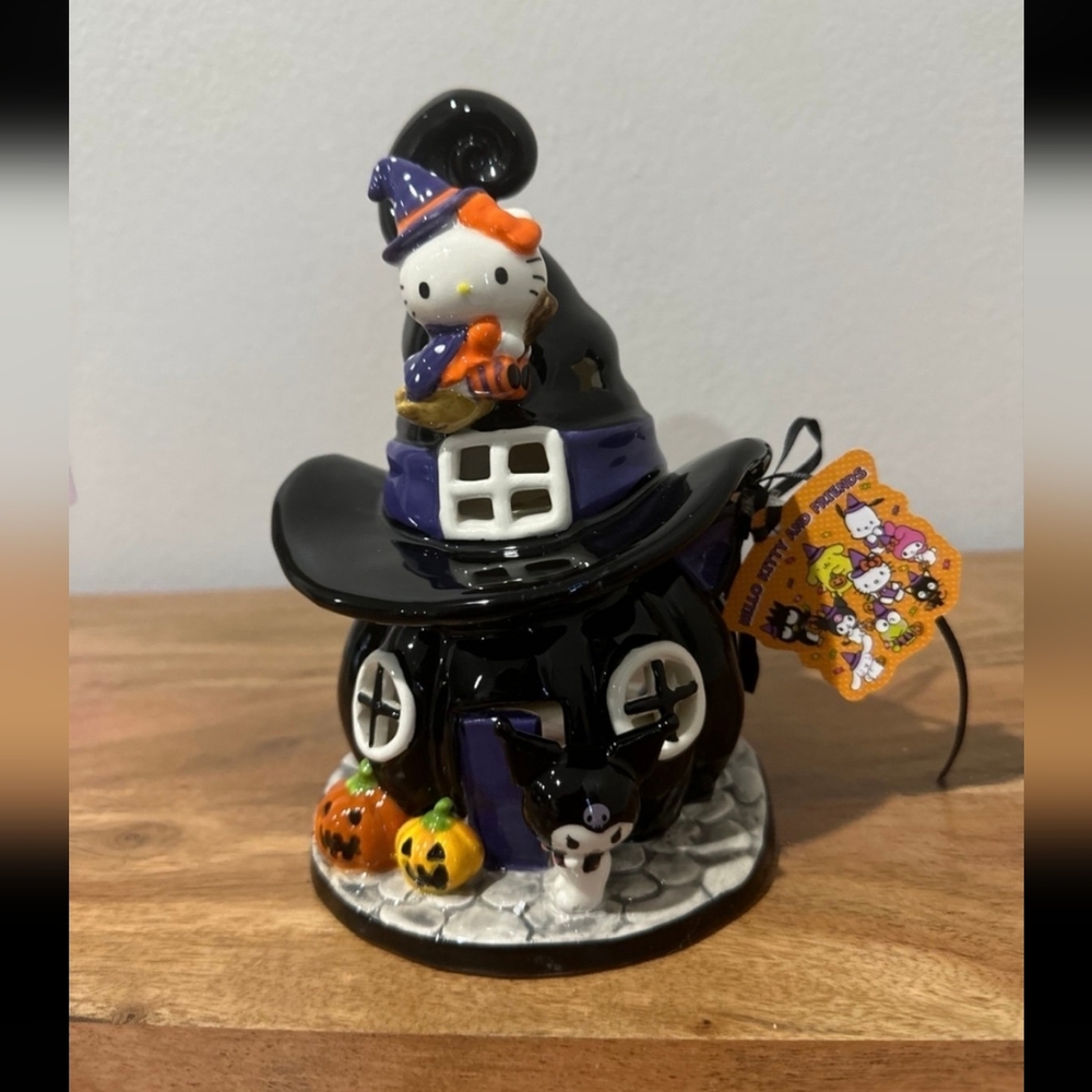 hello Kitty and friends witch house candleholder